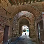 Infanta Isabel *